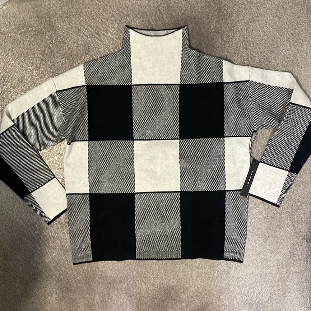 Women’s Taheri sweater (M)